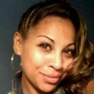 Meet your Posher, Eva